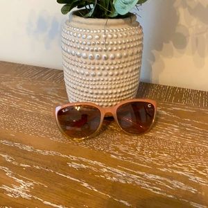 Ray•Ban sunglasses